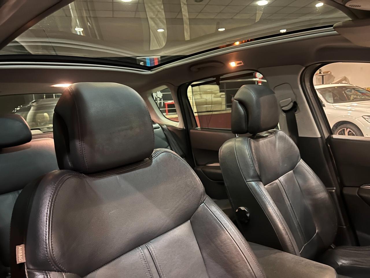 Peugeot 3008 1.6 HDi/TETTO+PELLE/UNIPROP