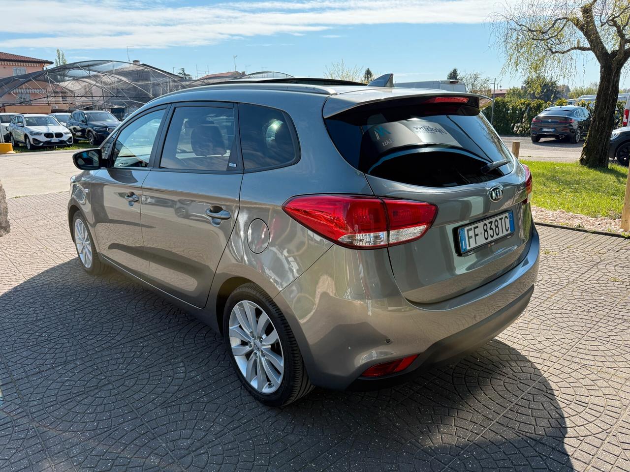 Kia Carens 1.7 CRDi 115 CV Class 7 POSTI