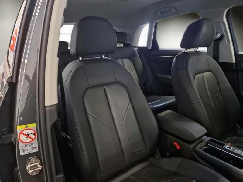 AUDI Q3 35 TDI S tronic Business