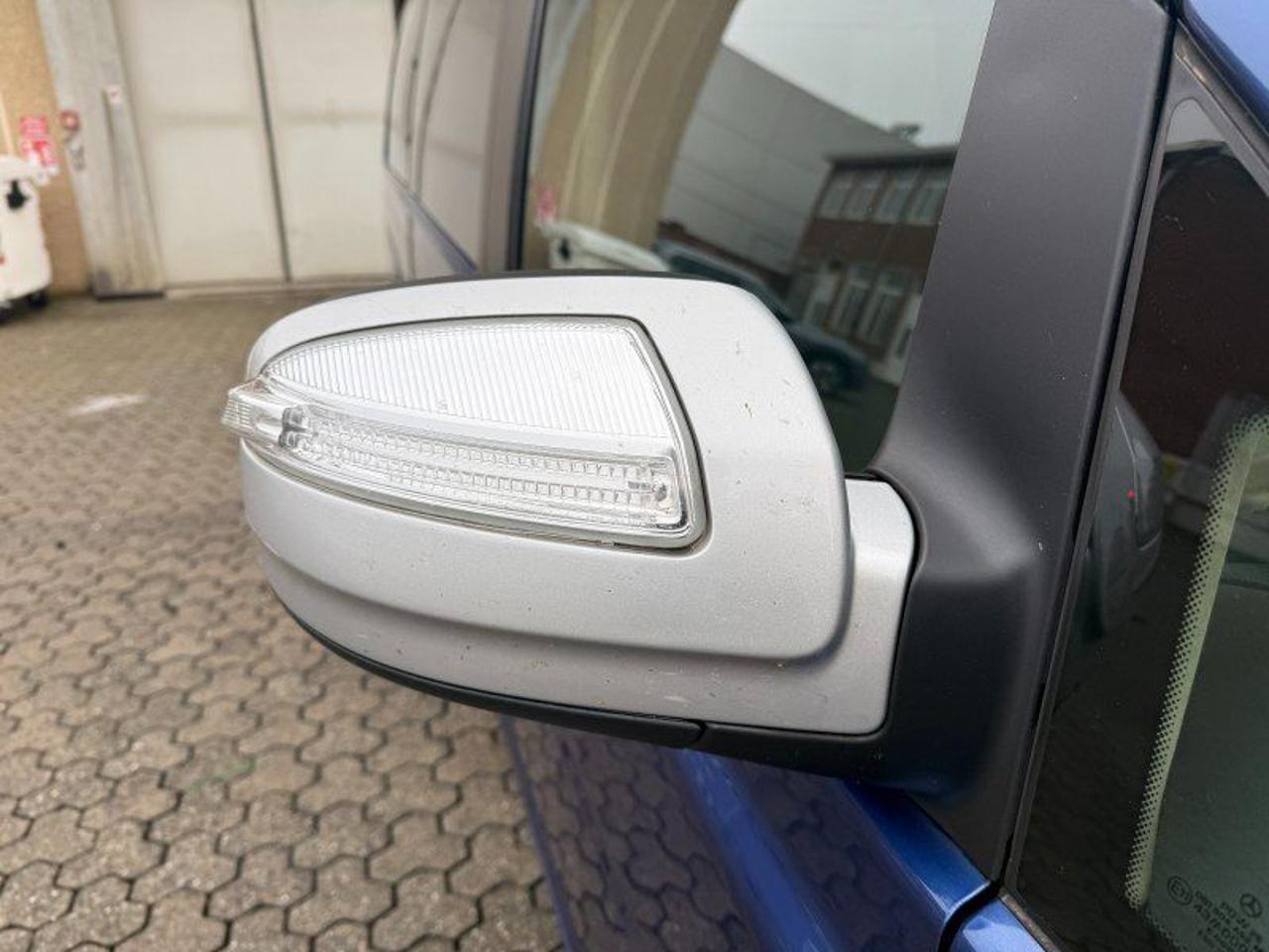 Mercedes-Benz Viano 3.5 Ambiente *VIP BUS *Petrol * FIRST CLASS