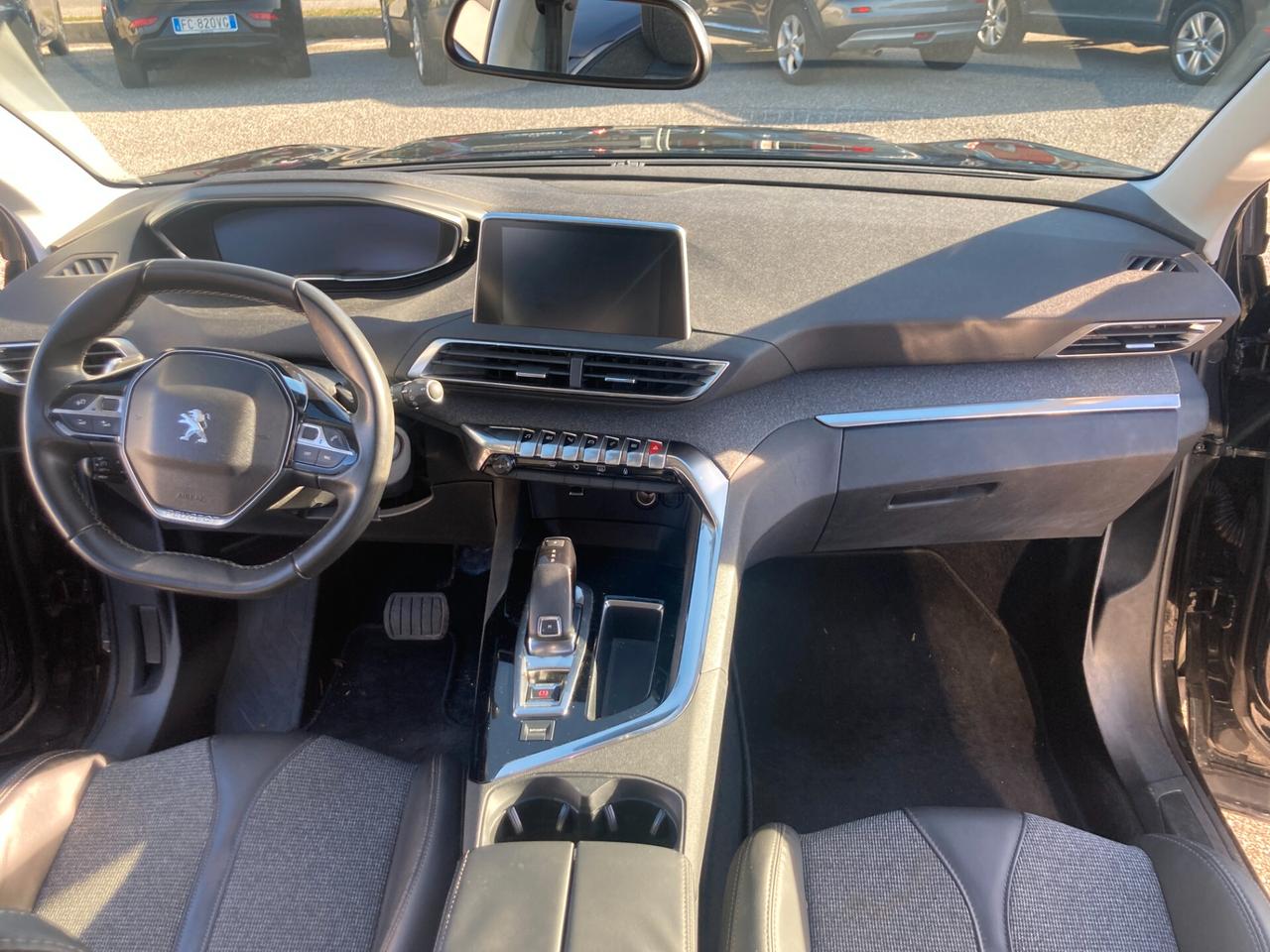 Peugeot 3008 BlueHDi 120 S&S Business