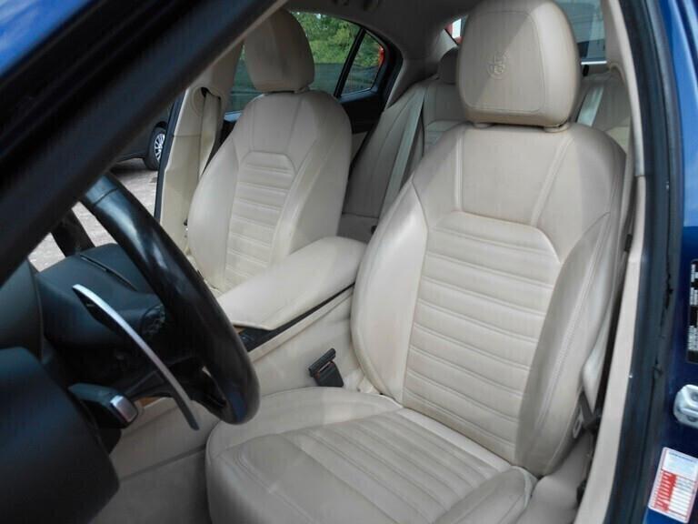 Alfa Romeo Giulia 2.2 Turbodiesel 210 CV AT8 AWD Q4 Veloce