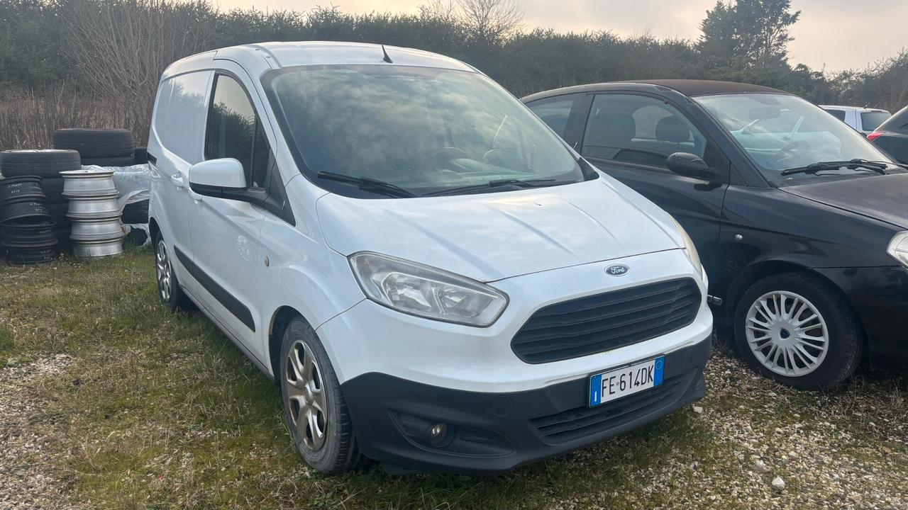 Ford Tourneo Courier 1.6 TDCI 95 CV Titanium