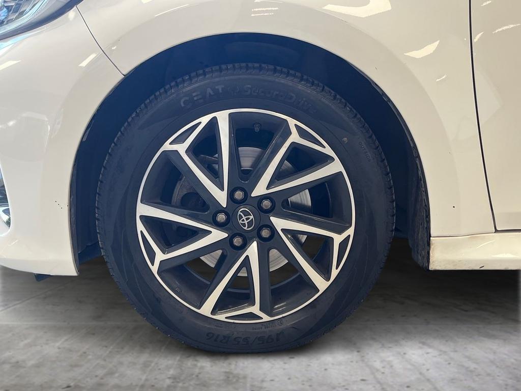 Toyota Yaris 1.5 hybrid Trend