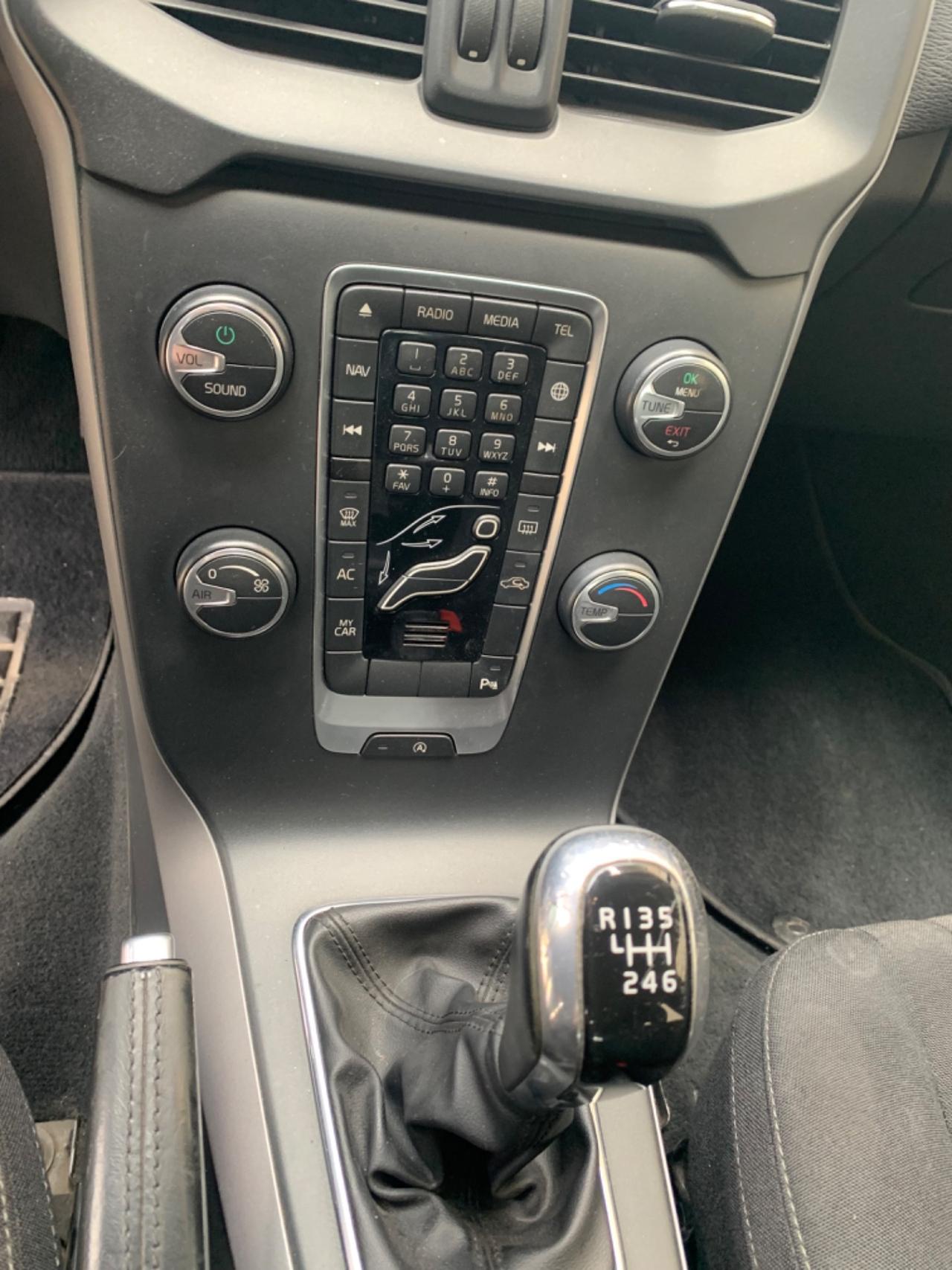 Volvo V40 D2 Business