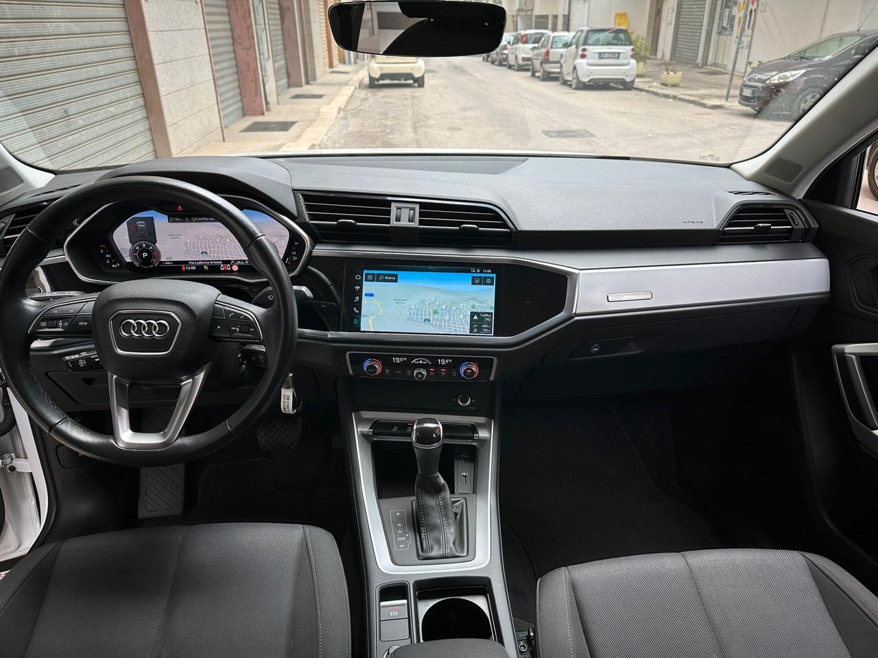 Audi Q3 35 TDI S tronic Business Advanced