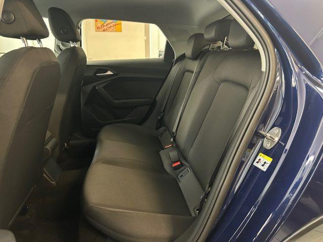 AUDI A1 allstreet 30 TFSI S tronic Identity Contrast