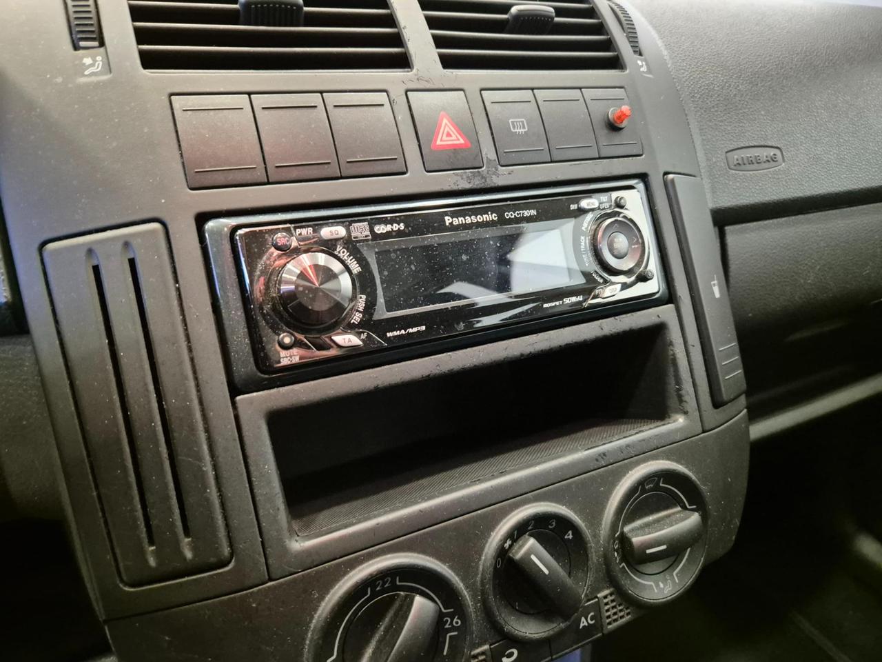 Volkswagen Polo 5p 1.4 Comfortline - NEOPATENTATI - UNIPROPRIETARIO - Clima