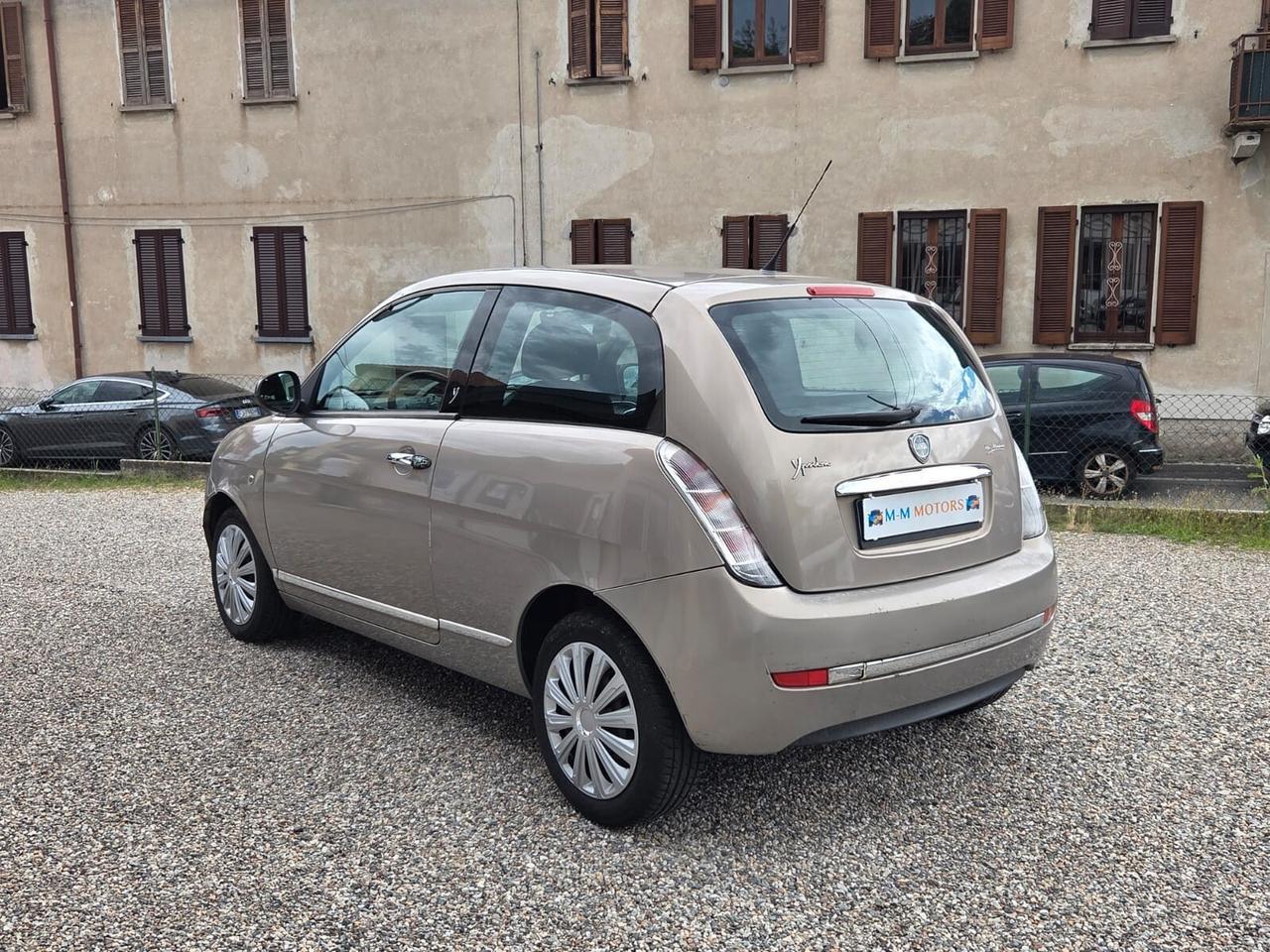 Lancia Ypsilon 1.2 69 CV PLATINUM 3 PORTE