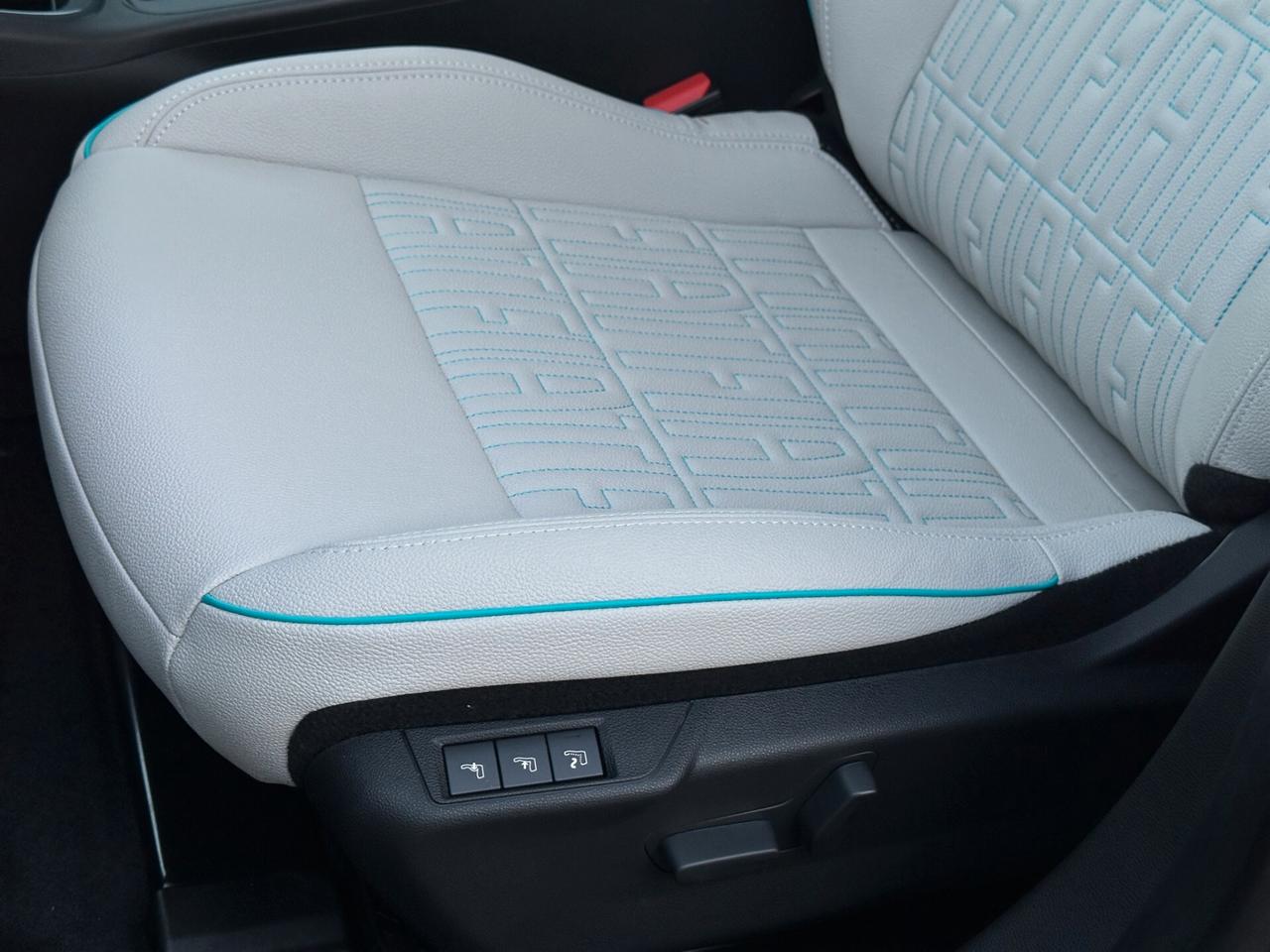 Fiat 600 Hybrid 110 CV DCT MHEV La Prima