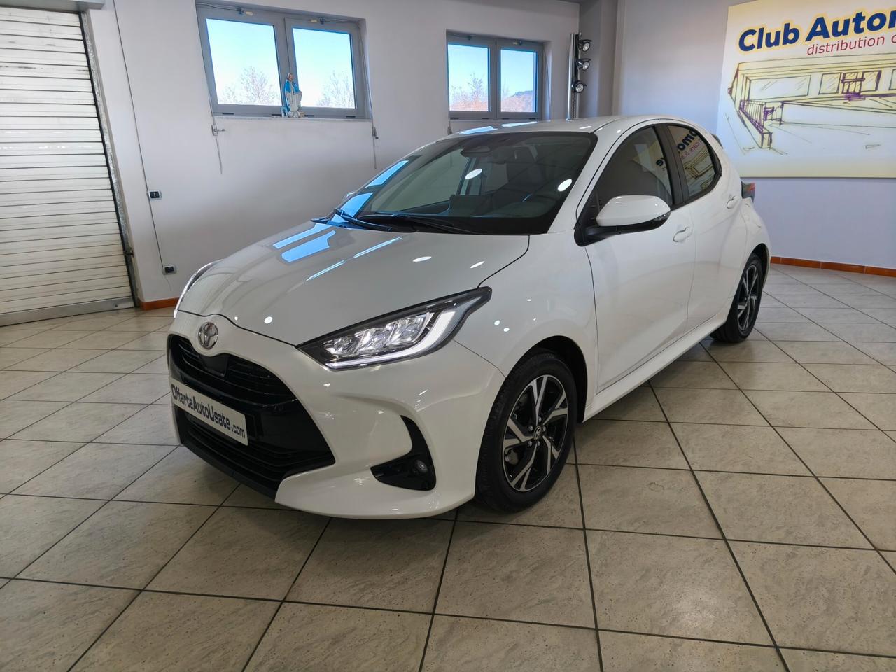 Toyota Yaris 1.5 Hybrid 5 porte Trend