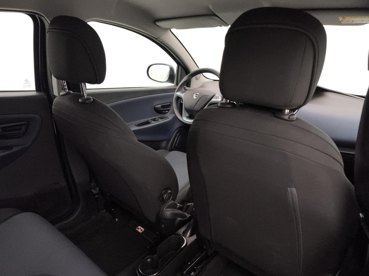 LANCIA Ypsilon III 2021 - Ypsilon 1.0 firefly hybrid Silver s&s 70cv