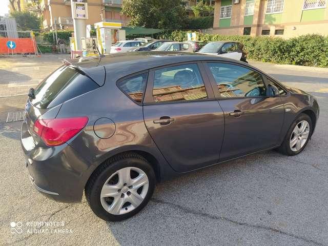 Opel Astra Astra IV 2010 5p 1.7 cdti Cosmo 110cv