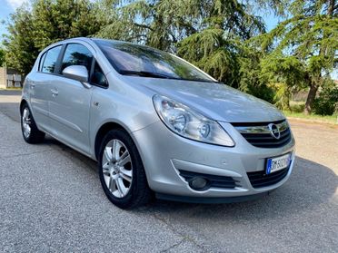 Opel Corsa Cosmo full optional