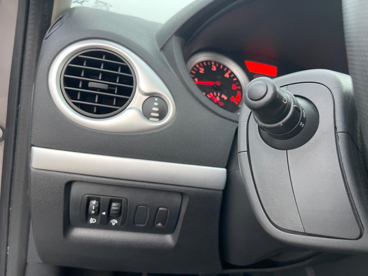 Renault Clio 1.5 dCi 85CV SporTour Dynamique
