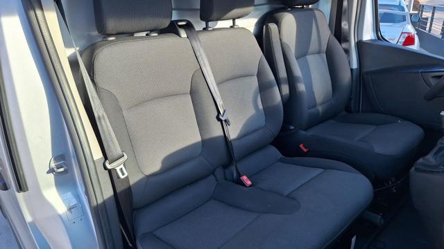 RENAULT Trafic T27 2.0 dCi 120CV PC-TN-DC Furgone Ice N°GG735