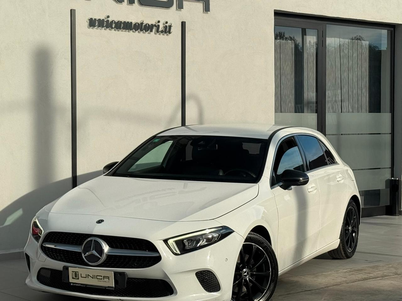 Mercedes-Benz A 180 D 116 CV SPORT AUTO CAMERA - FULL LED