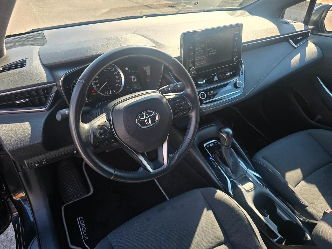 Toyota Corolla 1.8 Hybrid Business