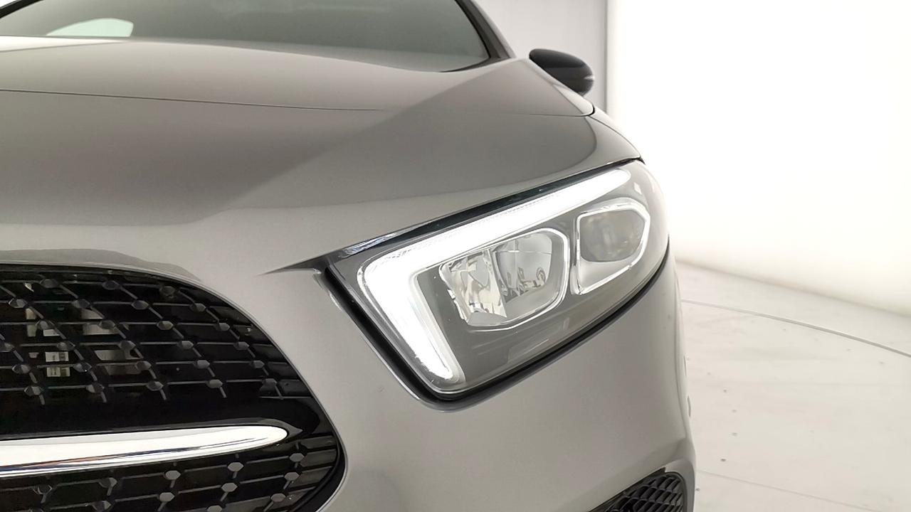 Mercedes-Benz Classe A - V177 2018 - A 250 e phev (eq-power) Sport auto
