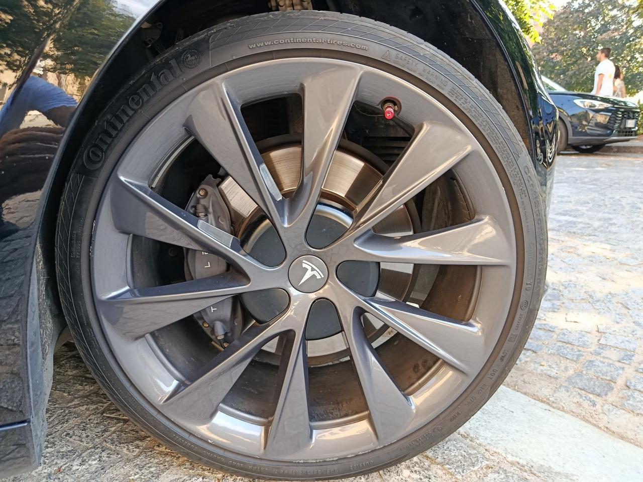 Tesla Model S 60d #6106