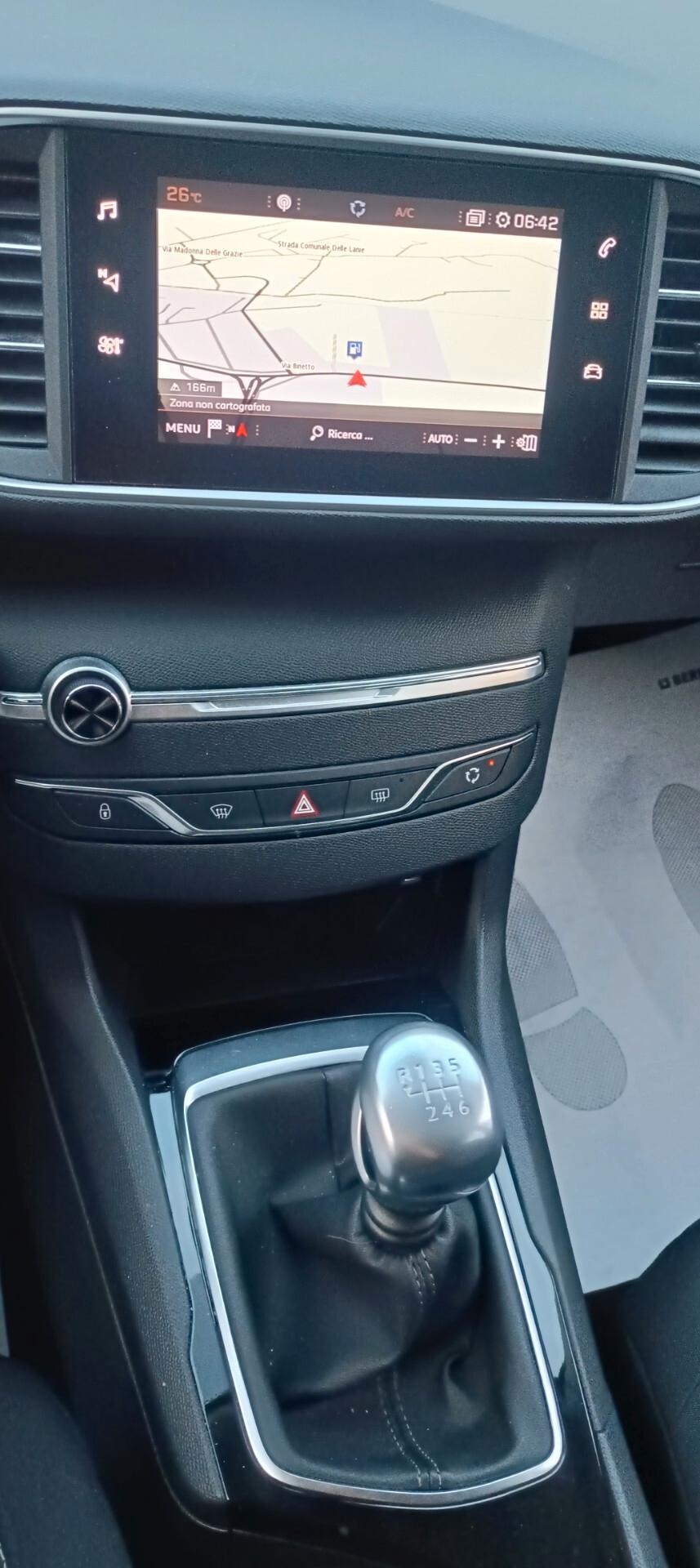 Peugeot 308 BlueHDi 120 S&S Business