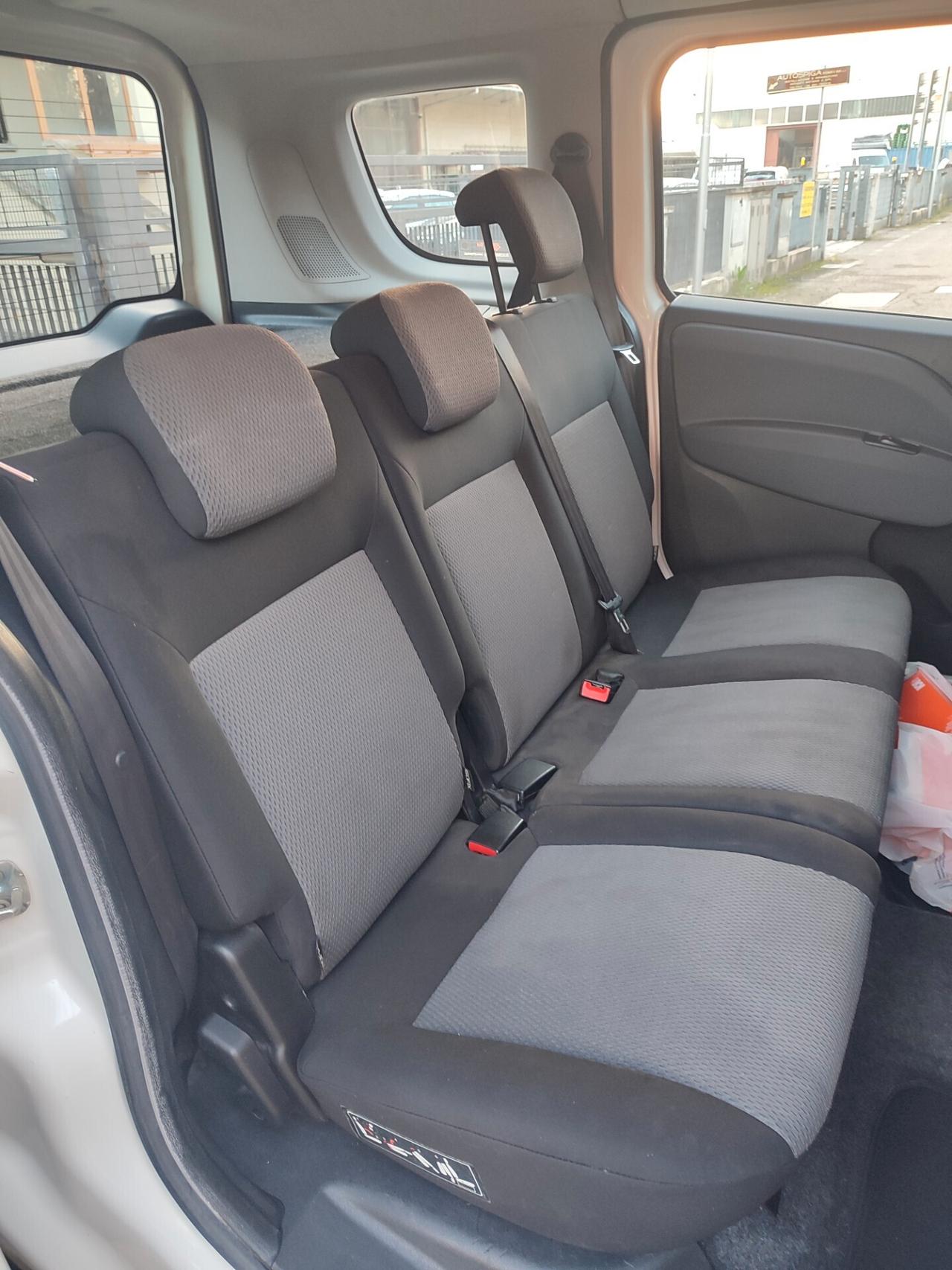 FIAT DOBLO DEL 2014 1.3MULTIJET 5POSTI AUTOCARRO