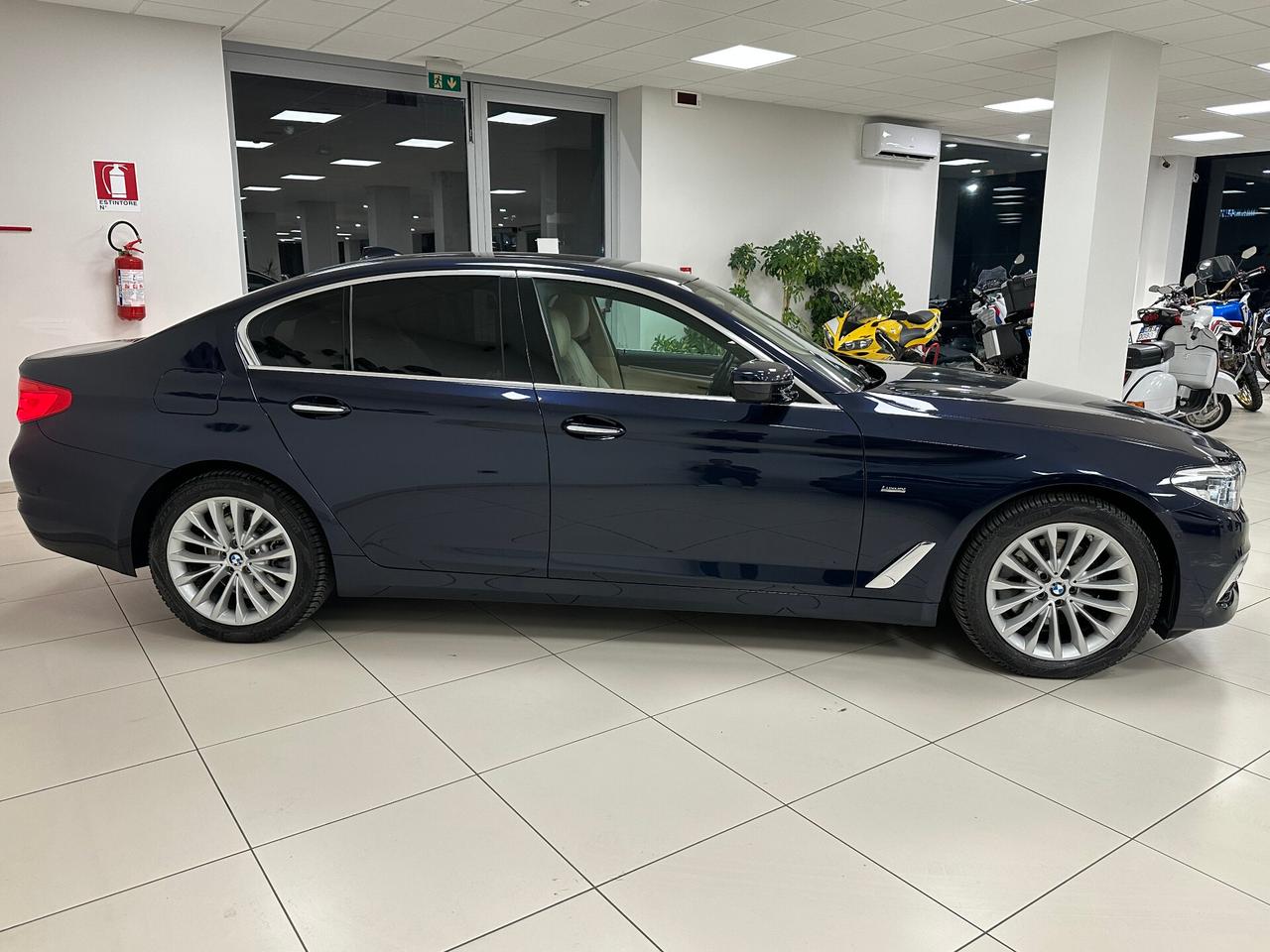 Bmw 520 520d xDrive Luxury 190 CV - 2018