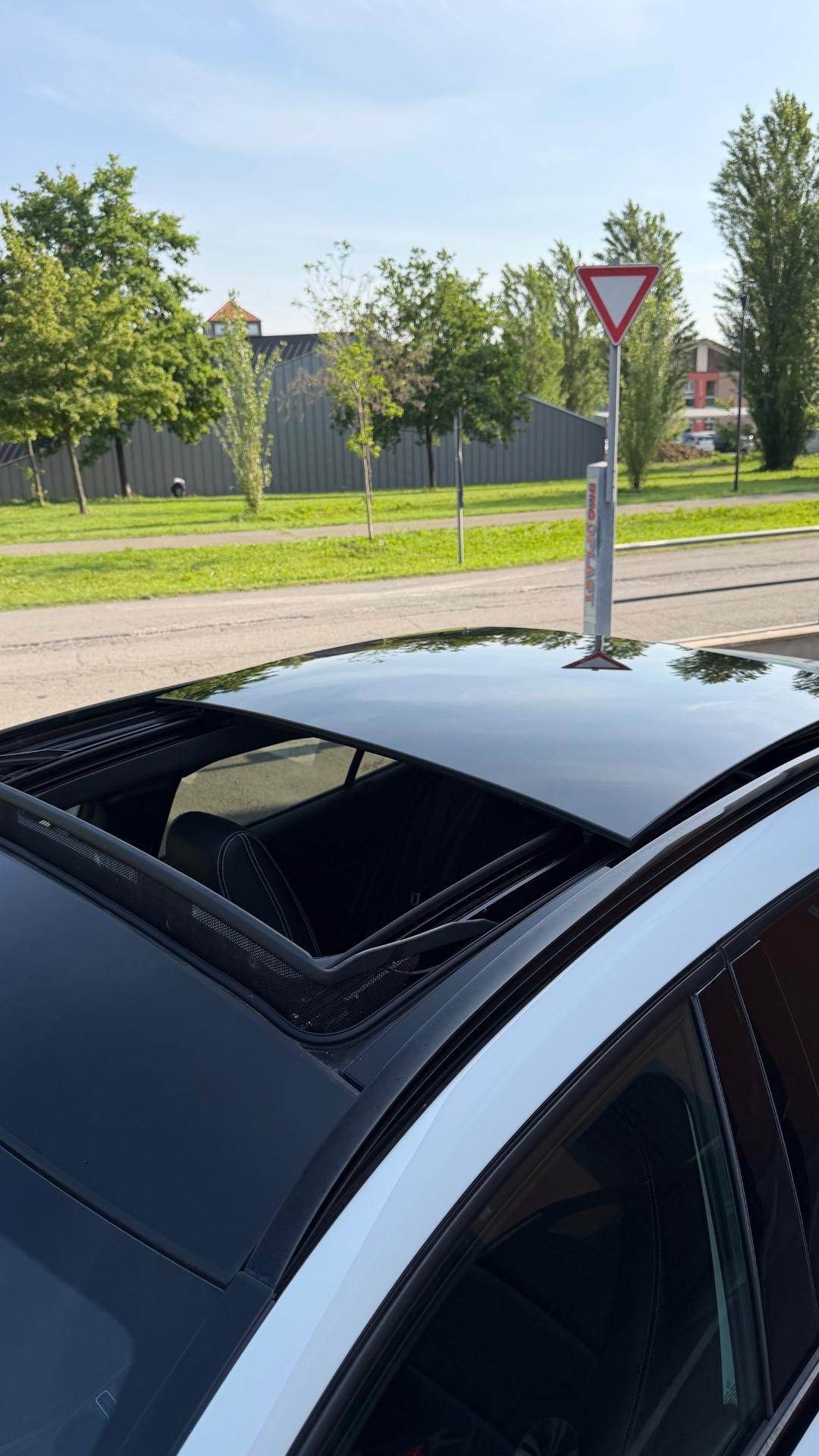 Mercedes-benz GLA 200 Premium night edition