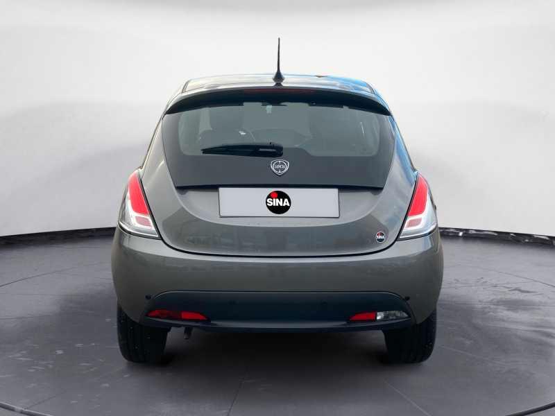 LANCIA Ypsilon 1.0 firefly hybrid Silver s&s 70cv