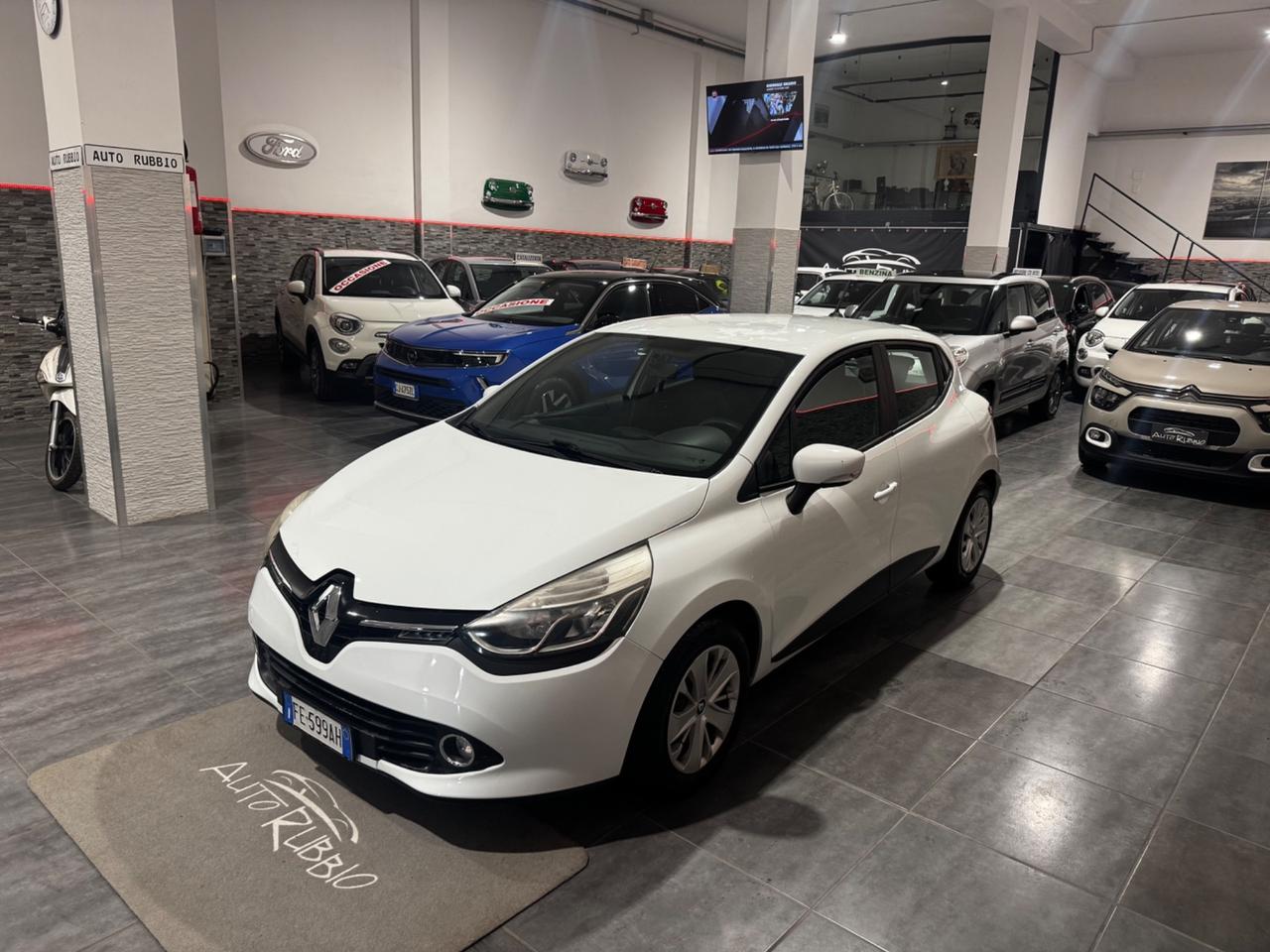 Renault Clio 1.2 75CV 5 porte Intens