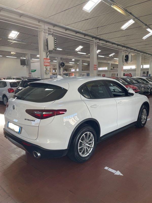 Alfa Romeo Stelvio 2.2 Turbodiesel 190 CV AT8 Q4 Business