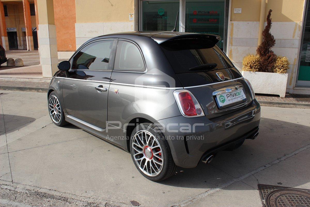 ABARTH 500 1.4 Turbo T-Jet Custom