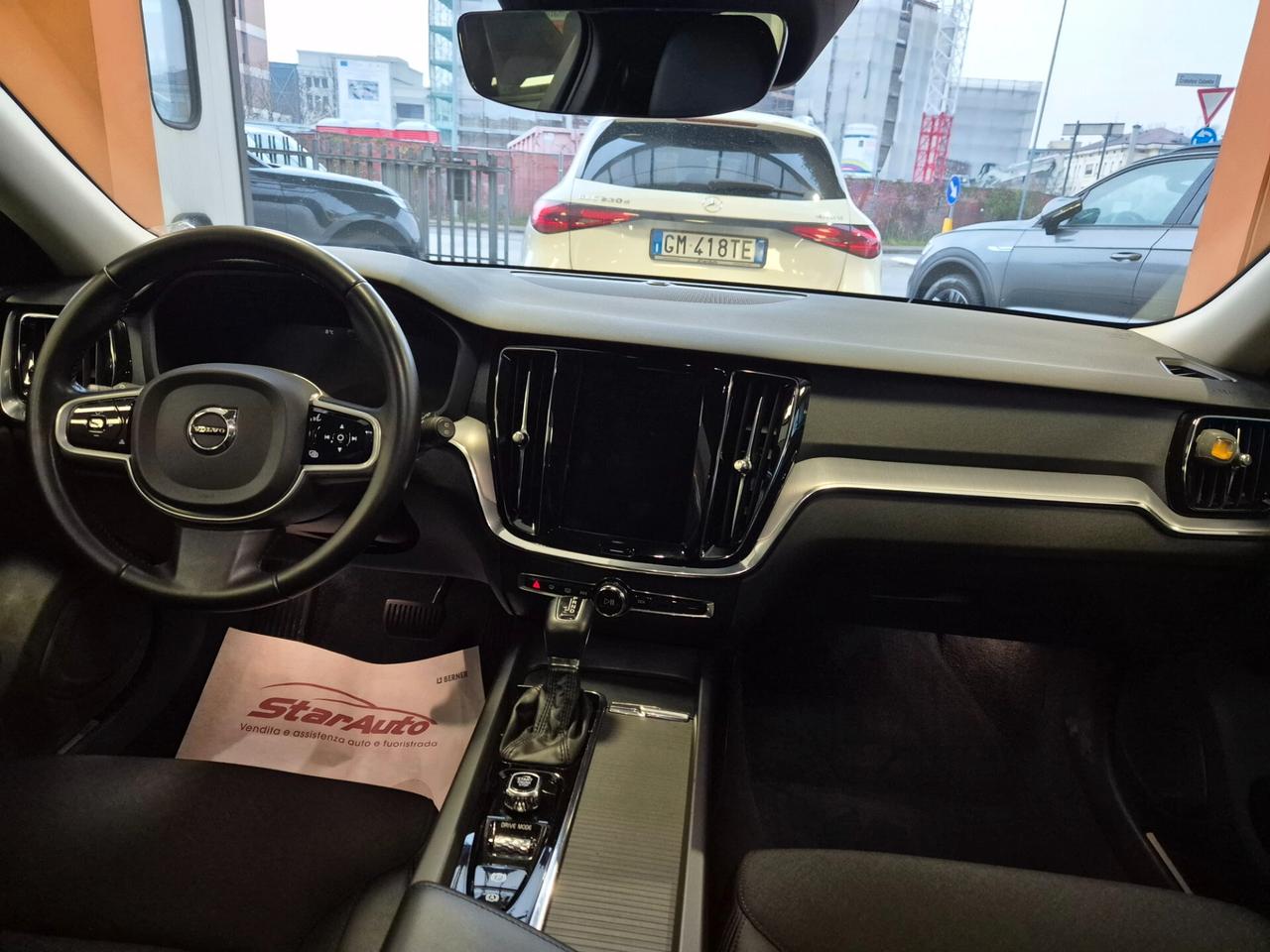 Volvo V60 Cross Country T5 AWD Geartronic Business Plus