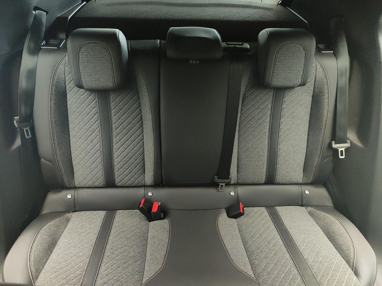 PEUGEOT 2008 II 2023 1.2 PURETECH 100CV ALLURE