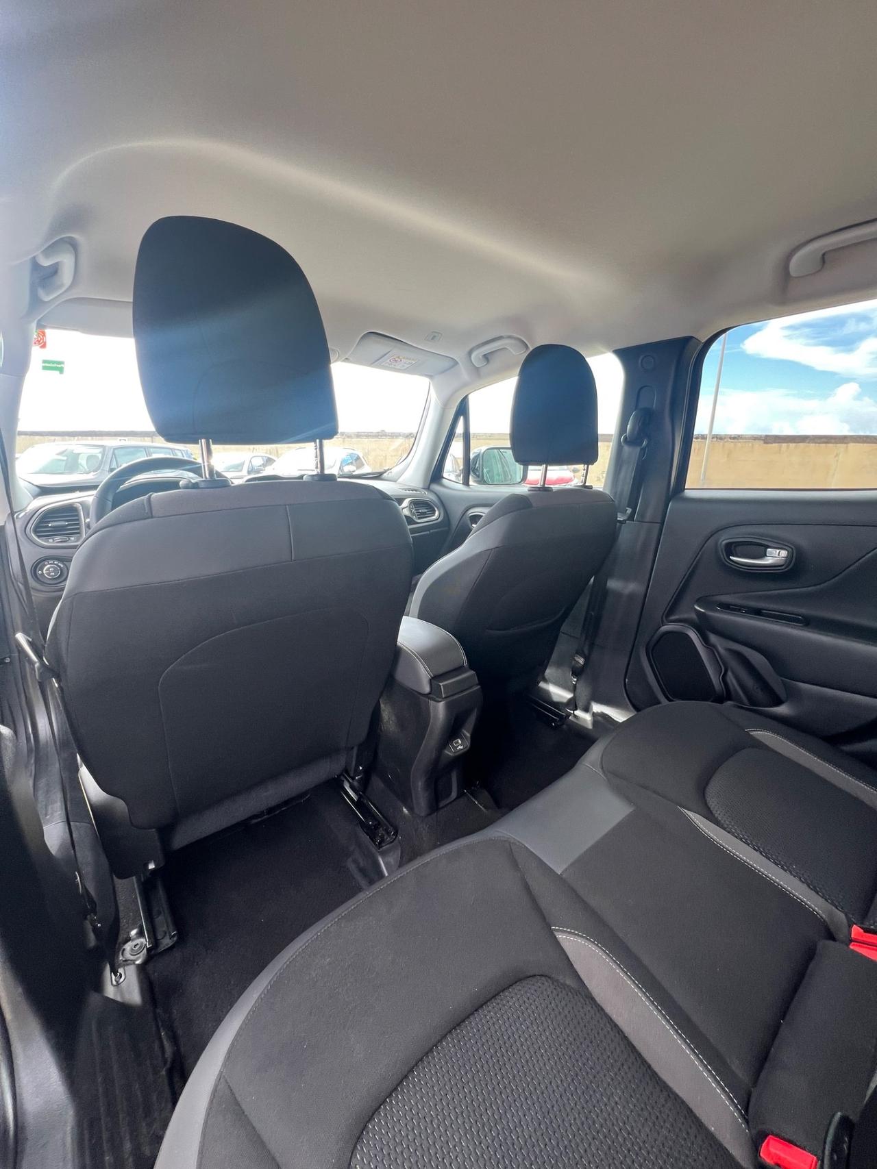 Jeep Renegade 1.6 Mjt 130 CV Limited - possibilità noleggio no scoring