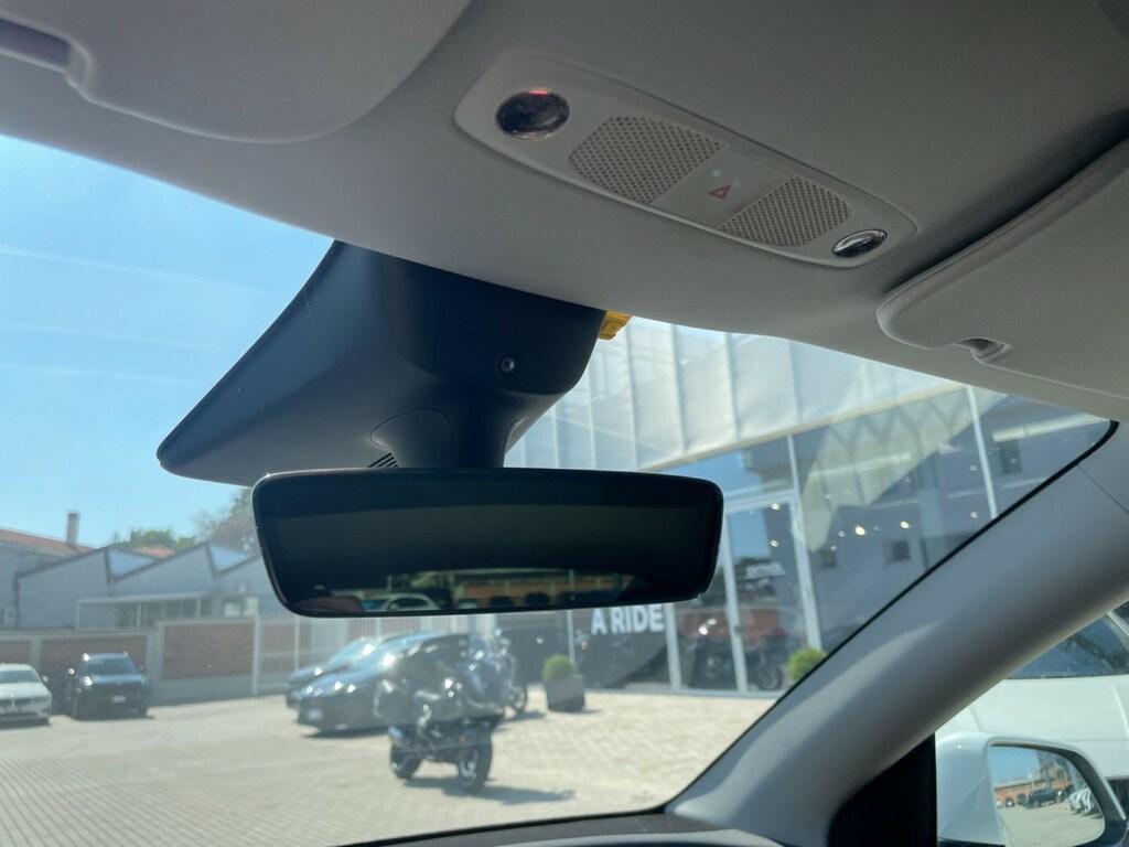 Tesla Model Y Dual Motor Long Range AWD