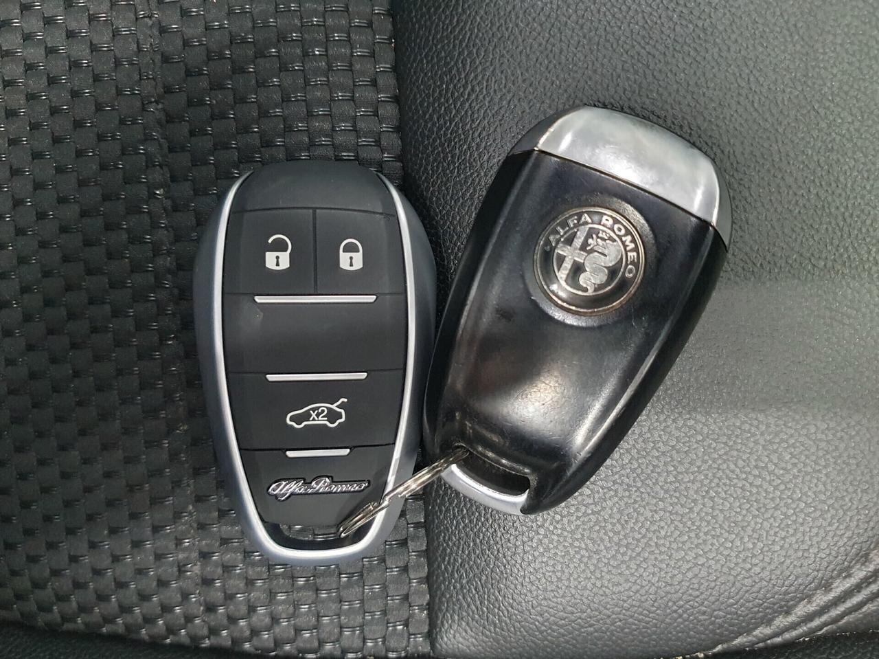 Alfa Romeo Stelvio 2.2 Turbodiesel 210cv AT8 Q4 Executive 2019