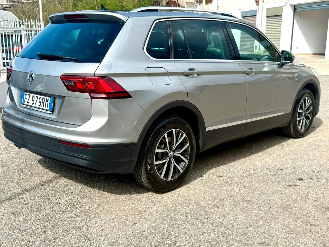 Volkswagen Tiguan 2.0 TDI SCR DSG Sport BlueMotion Technology
