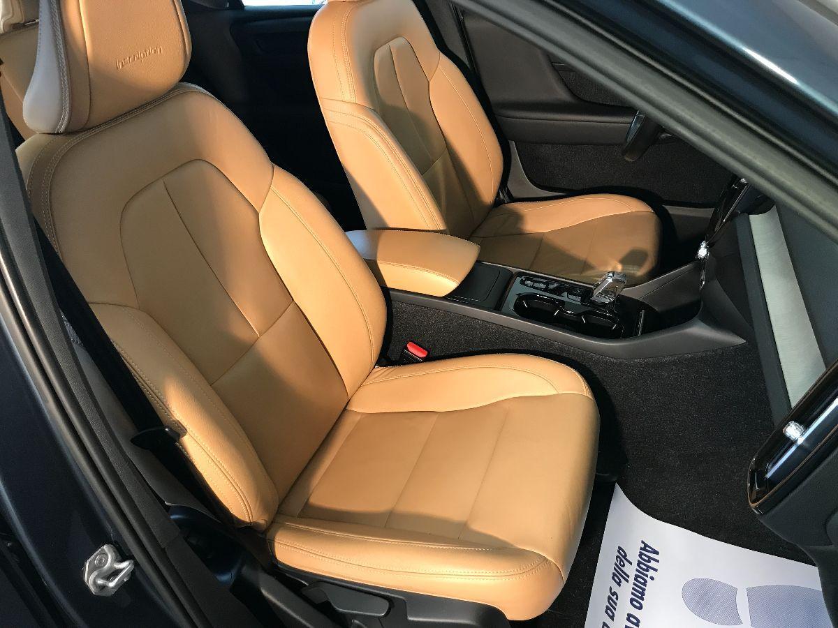 VOLVO XC40 D3 Geartronic Inscription