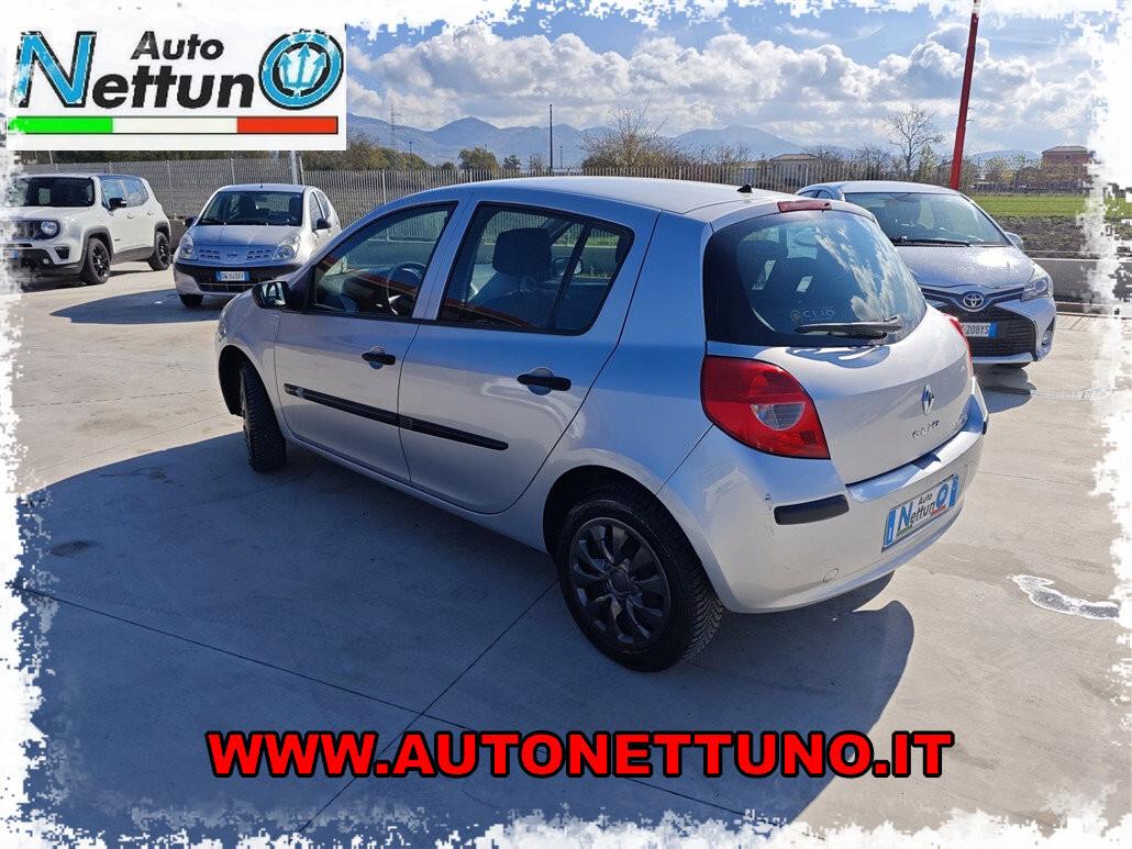 Renault Clio Storia 1.2 16V 5 porte Dynamique