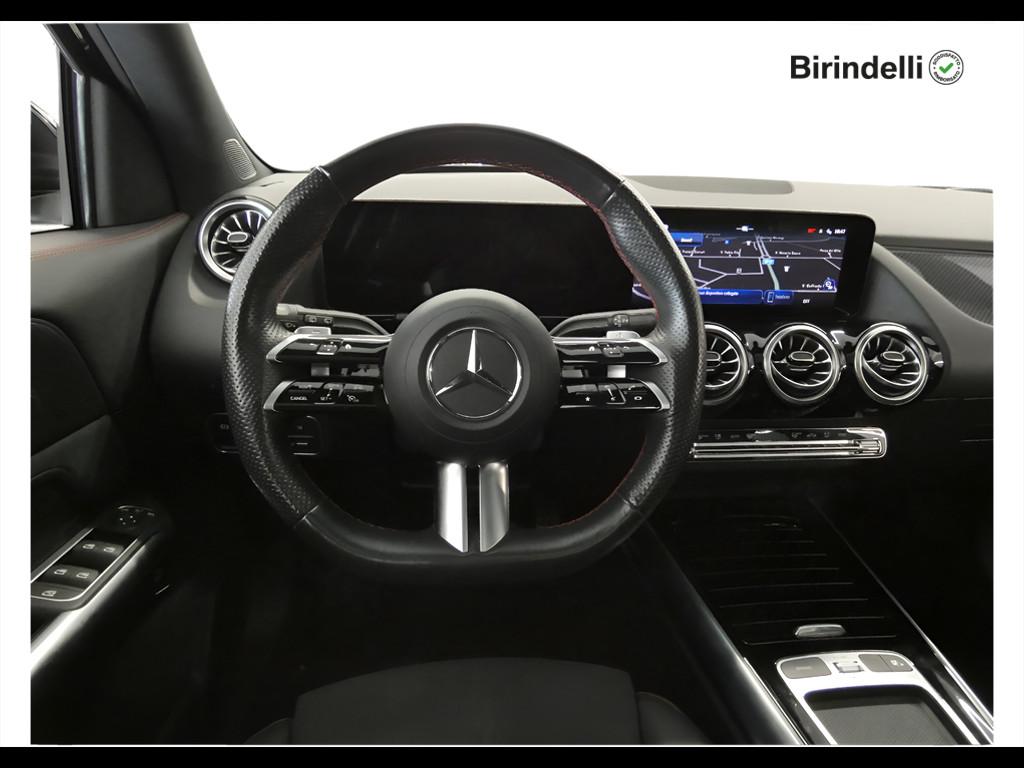 Mercedes-Benz GLA (H247) - GLA 200 d Automatic 4Matic AMG Line Premium Plus