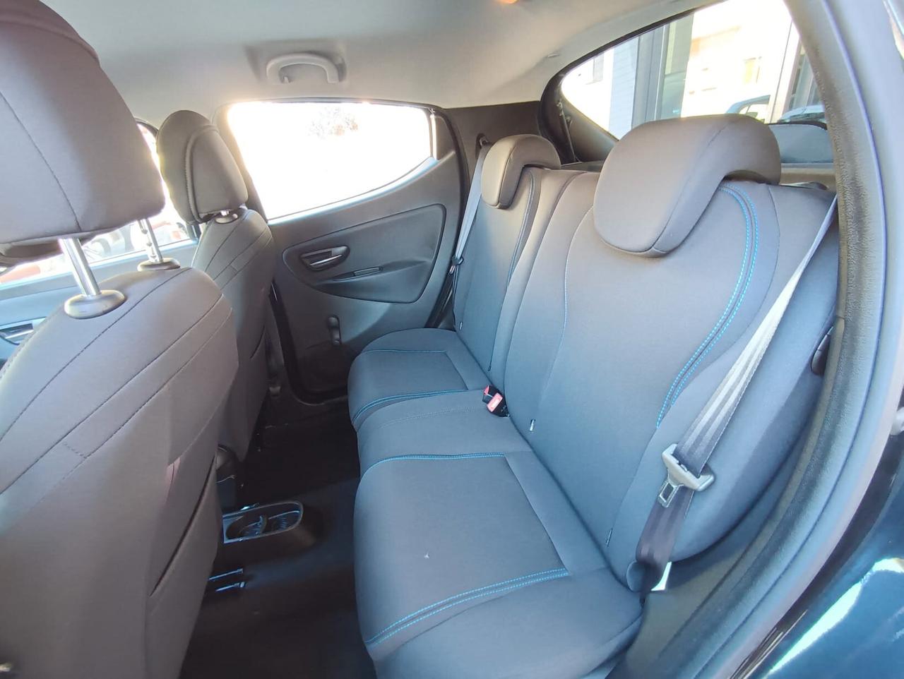 Lancia Ypsilon 1.2 benzinza 69 CV Elefantino Blu 5 porte