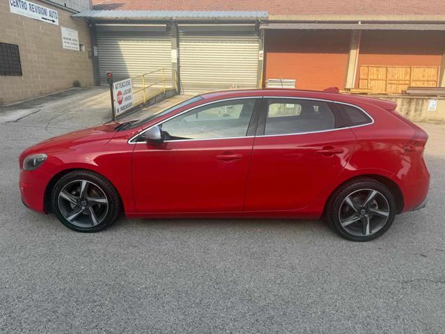 VOLVO V40 D4 R-design Momentum Stupenda Bellissima