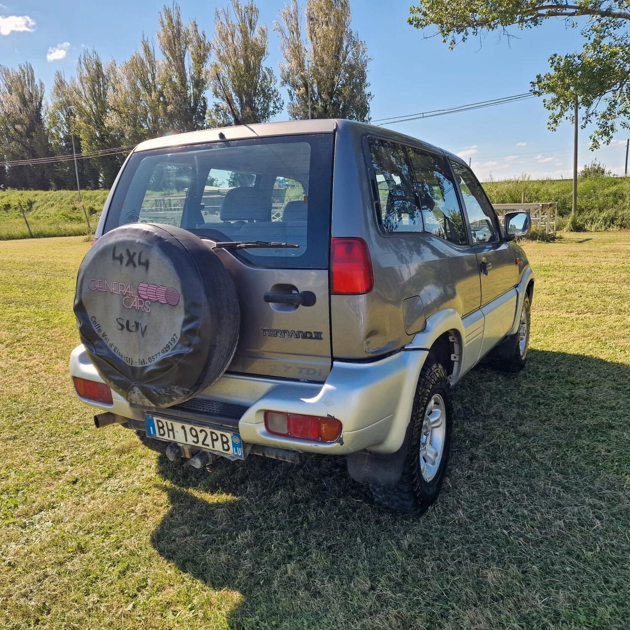 Nissan Terrano II Terrano II 2.7 Tdi 3 porte Sport Safari GANCIO DI TRAINO