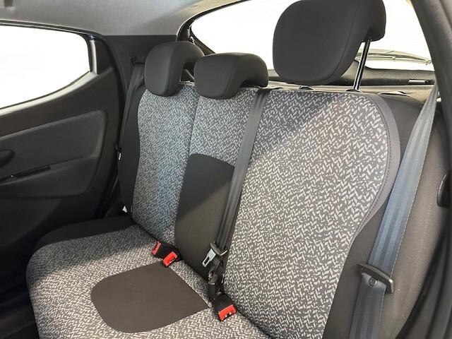 Lancia Ypsilon 1.0 FireFly 5 porte S&S Hybrid Ecochic Silver