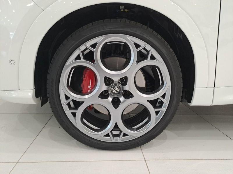 Alfa Romeo Tonale 1.5 160cv Hybrid TCT7 Tributo Italiano