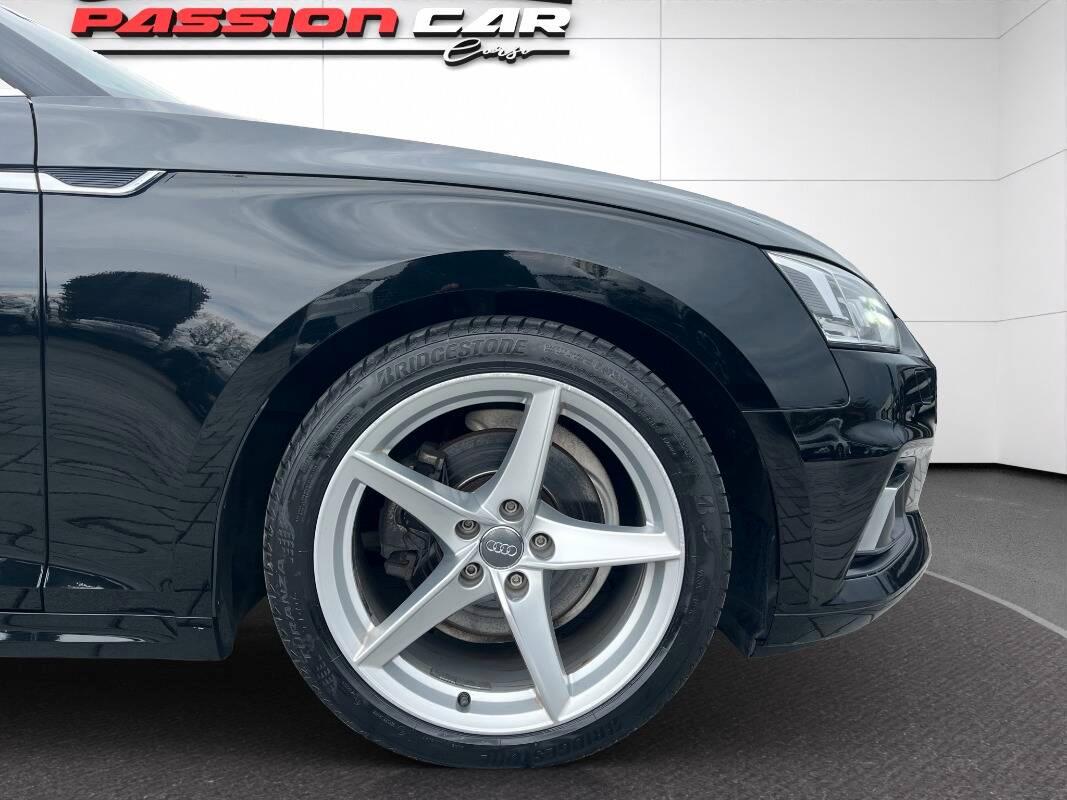 Audi A5 40 2.0 tfsi mhev Business Sport 190cv
