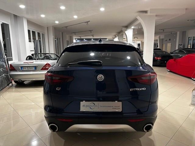 Alfa Romeo Stelvio 2.2 Turbodiesel 180 CV AT8 Q4 Business