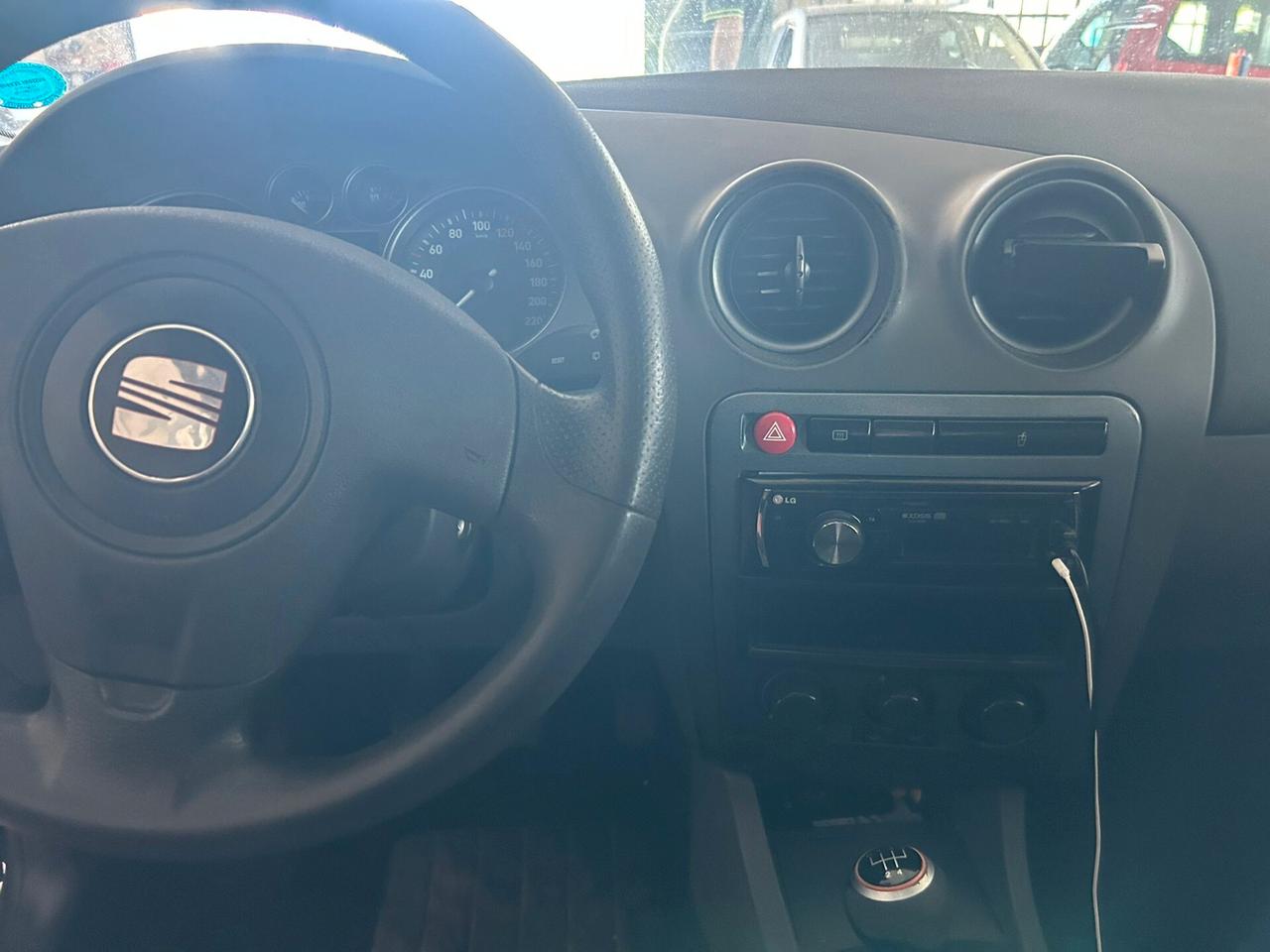 Seat Ibiza 1.4 16V 5p. Sport