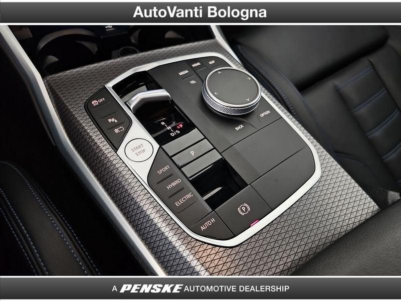 BMW Serie 3 330e Touring xdrive MSport Pro auto
